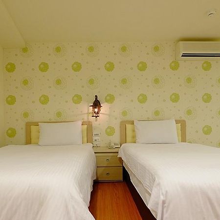 グリーン パーク コマーシャル ホテル 台南 エクステリア 写真